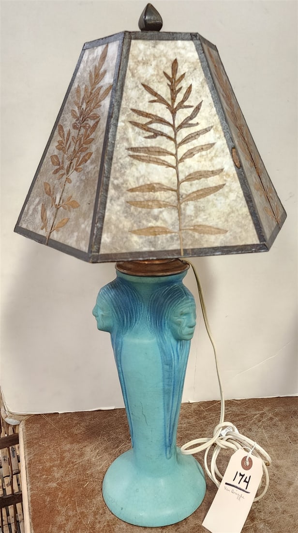 VAN BRIGGLE INDIAN HEAD VASE LAMP 11 3/4" W/ MICA SHADE 22" (1 of 5)
