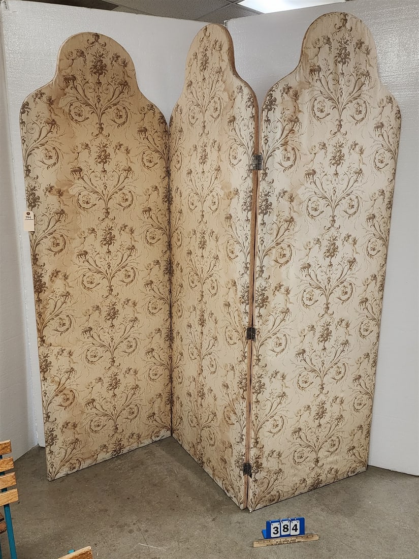 3 SECTION UPHOLS. SCREEN 7'6"H X 30"W EA SECTION (1 of 6)