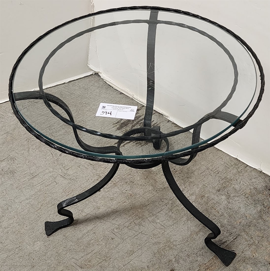 WROUGHT BASE GLASS TOP PATIO TABLE 18"H X 21"DIAM.: WROUGHT BASE GLASS TOP PATIO TABLE 18"H X 21"DIAM.