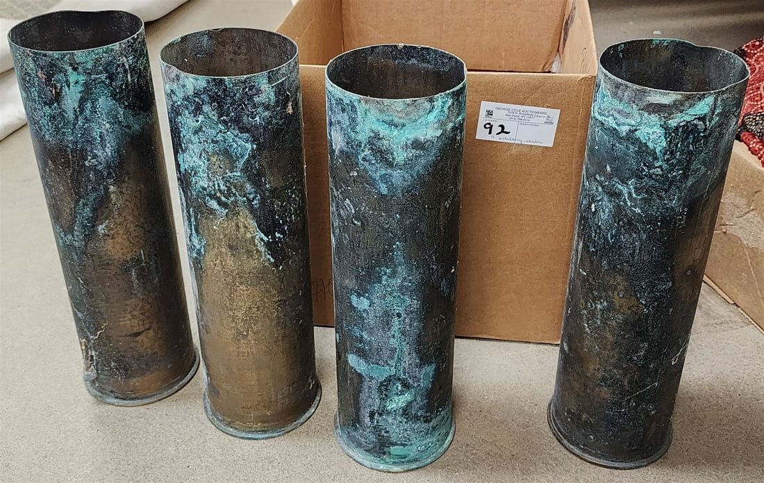 bx 4 artillery shell cases AMM lot JA77-40 4D cartridge M1 How M2 A1 M22A2 (1 of 7)