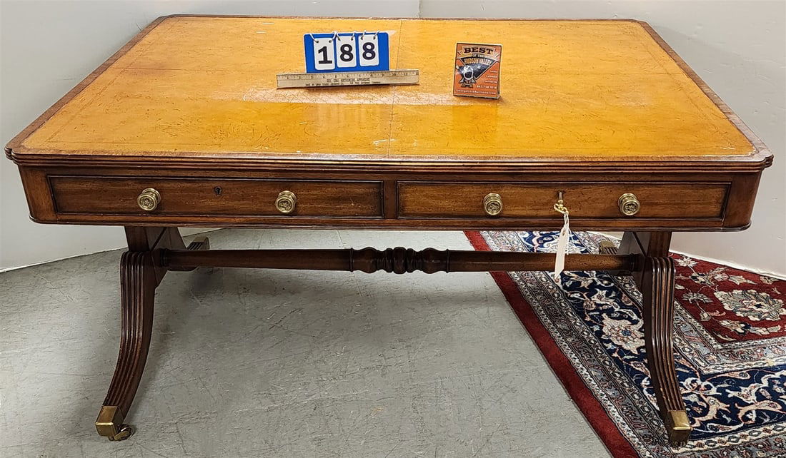 baker furn Dunkan Phyfe style leather top 4 drawer partner's desk (1 of 4)