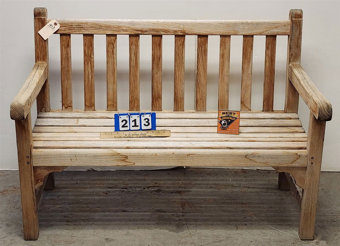 Kingsley Bate teak bench (1 of 2)