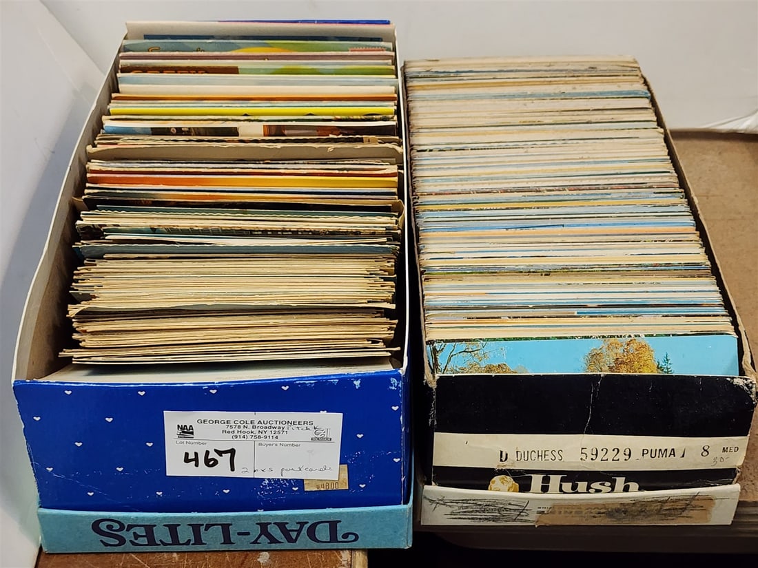 lot 2 bxs post cards: lot 2 bxs post cards H- W- L-
