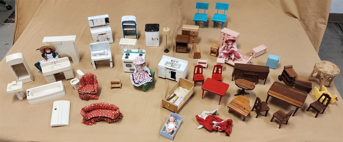 tub 50's doll house furn an"d dolls: tub 50's doll house furn an"d dolls H- W- L-