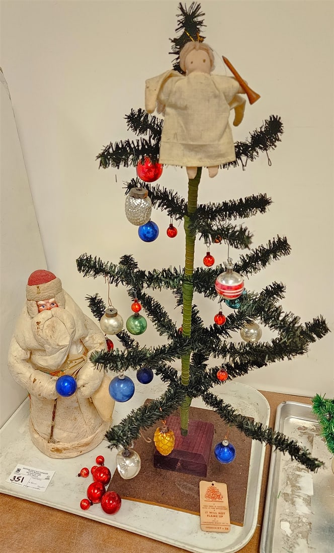 Tray Consolidated Novelty Co Christmas Tree 26" And Russian Paper Mache Santa 13" (1 of 2)