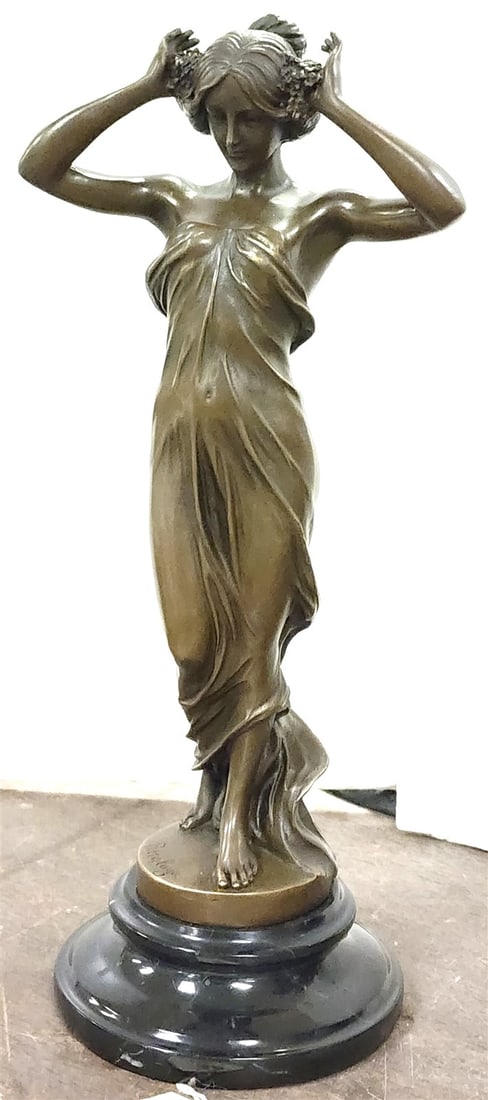 Bronze Of A Woman Sgnd Pittalugu 14": Bronze Of A Woman Sgnd Pittalugu 14"