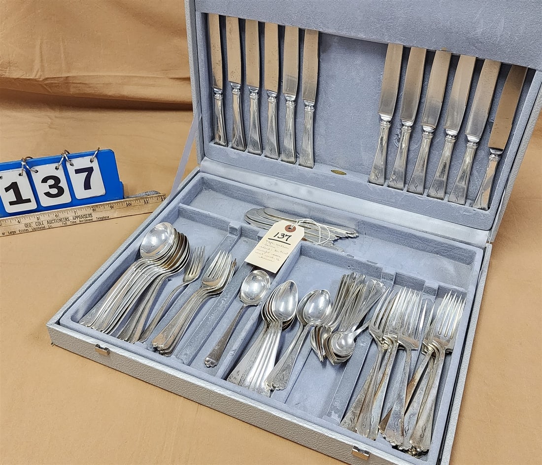 Bx 78 Pc Watson "Lotus" Sterl Flatware 86.91 Ozt Weight Does Not Incl 12 Knives (1 of 4)