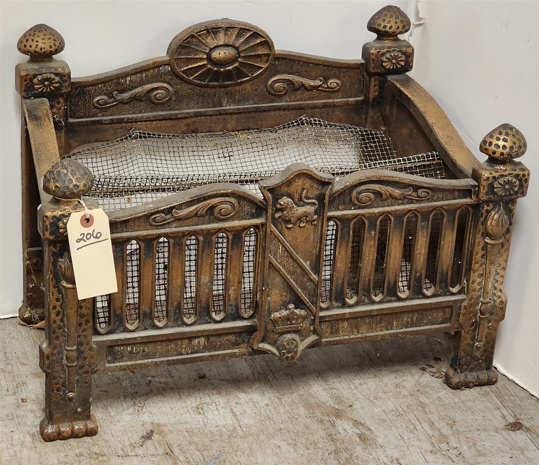 Arts And Crafts Castiron Fire Grate (1 of 1)