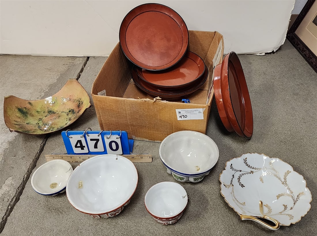 Bx Japanese Lacquer Plates, Enamel On Copper Bowl, Italian Ceramic Molds Etc (1 of 4)