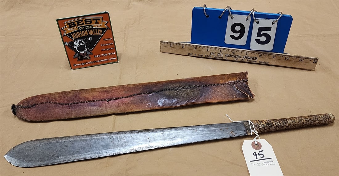 Panga Machete 21" + Leather Sheath (1 of 3)