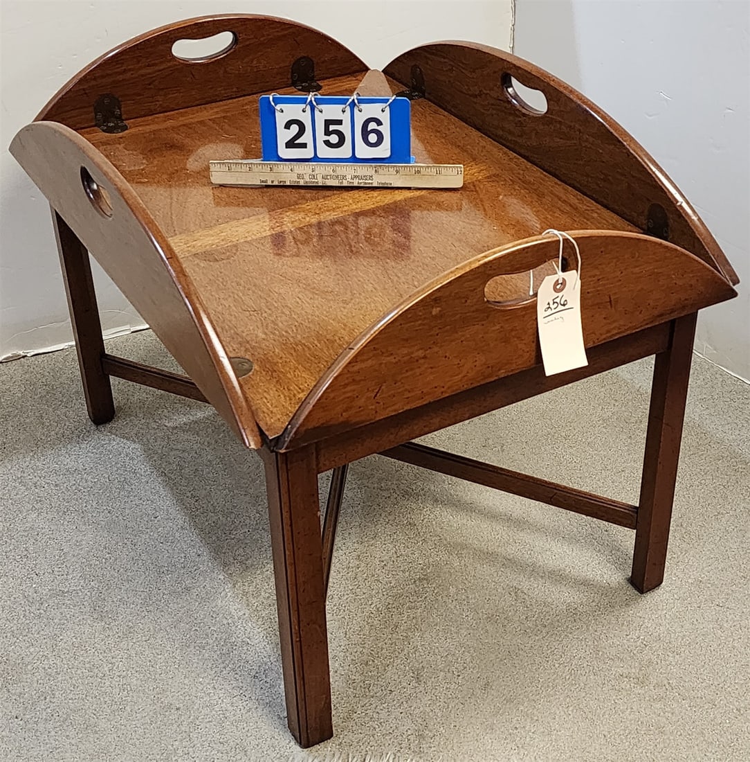 Mahog Tray Coffee Table 17"H X 30 1/2"W X  22"D (1 of 5)