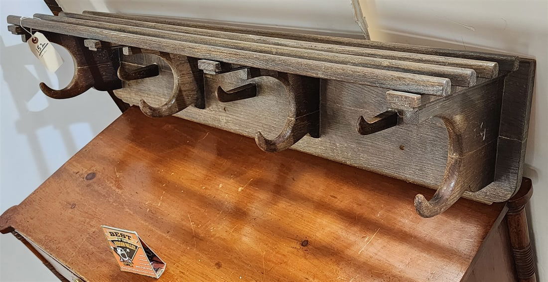 Oak Wall Coat And Hat Rack 10"H X 43 1/4"W X 11"D (1 of 7)