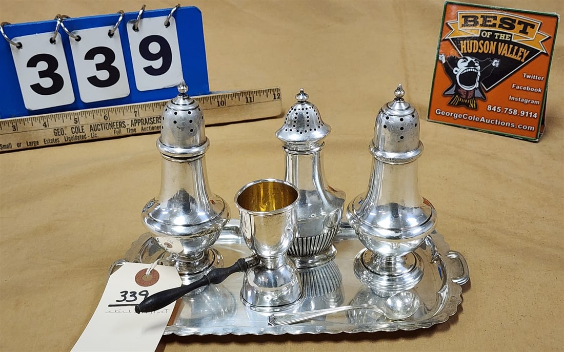 Lot Sterl Salt/Peps, Jigger Spoon 9.91Ozt On A Silverplate Tray: Lot Sterl Salt/Peps, Jigger Spoon 9.91Ozt On A Silverplate Tray