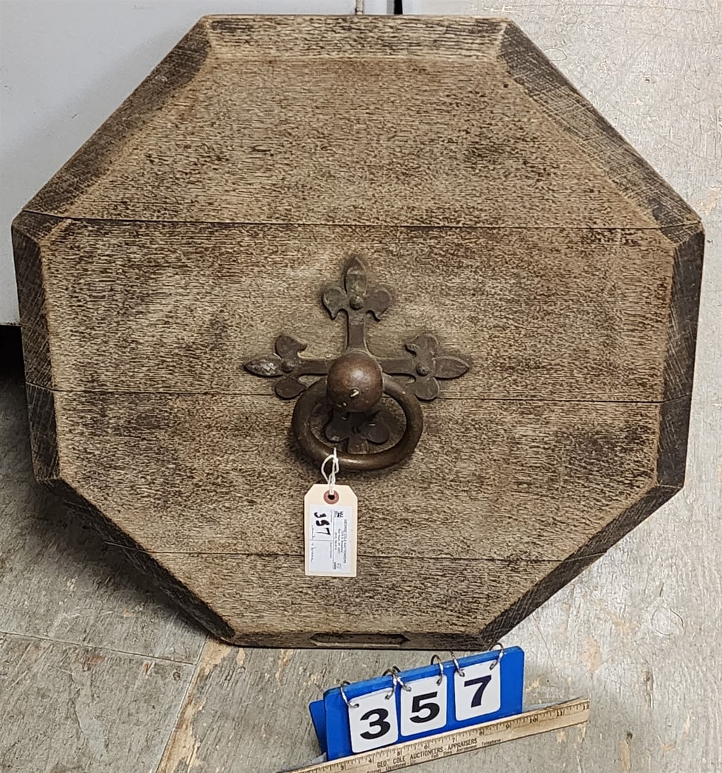 Octagonal Oak Barrel Lid W Great Brass Handle (could be used as a door knock) (1 of 3)