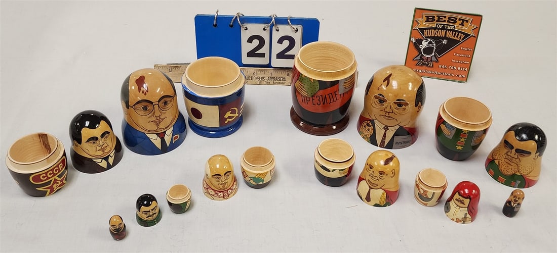 Tray 2 Russian Matryoshka Nesting Dolls 5 Pc Ea 7 1/2" + 6 1/2": Tray 2 Russian Matryoshka Nesting Dolls 5 Pc Ea 7 1/2" + 6 1/2"