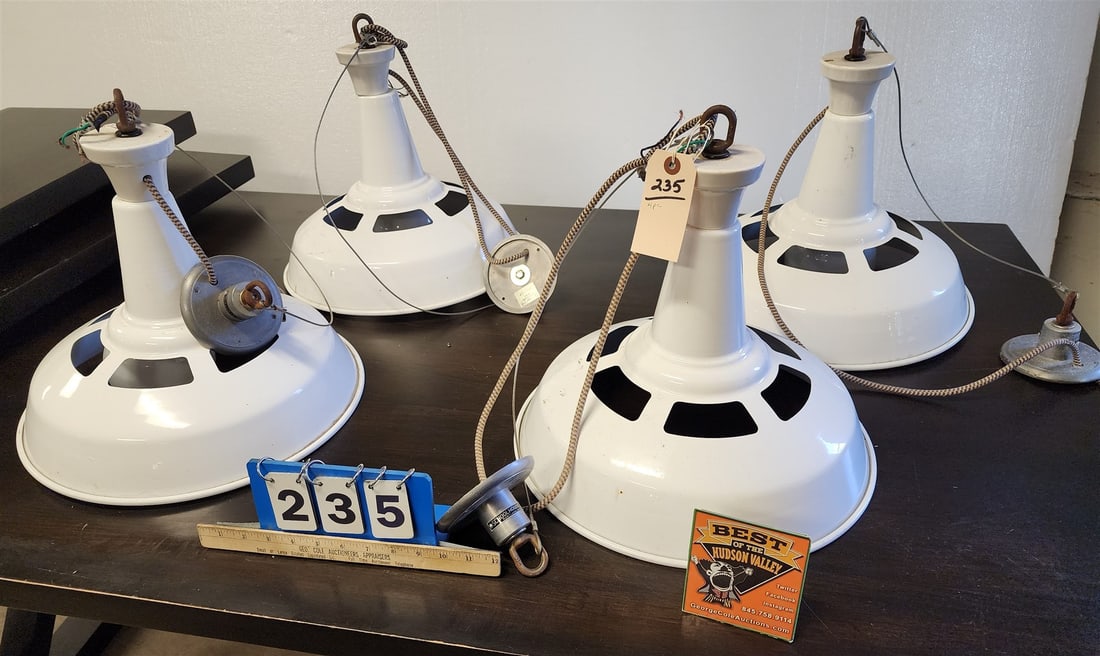 Lot 4 Schoolhouse Elec Enameled Factory 5 Metal Drop Lights 15"H X 16" Diam (1 of 4)