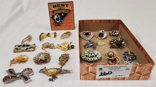 Lot Costume Jewelry- Weiss, Mc Classand, Barclay, Napier, Usner, Corocraft, Robert, JJ Etc