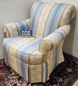 Harden Uphols Club Chair 36"H X 39"W X 21"D