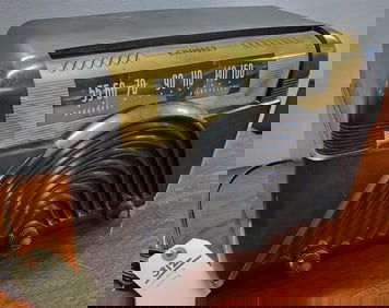 Vintage Crosley Radio 9 1/2"H X 14 1/2"W X 7 1/2"D