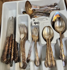 Tray 61 Pc Rogers Silverplate Service