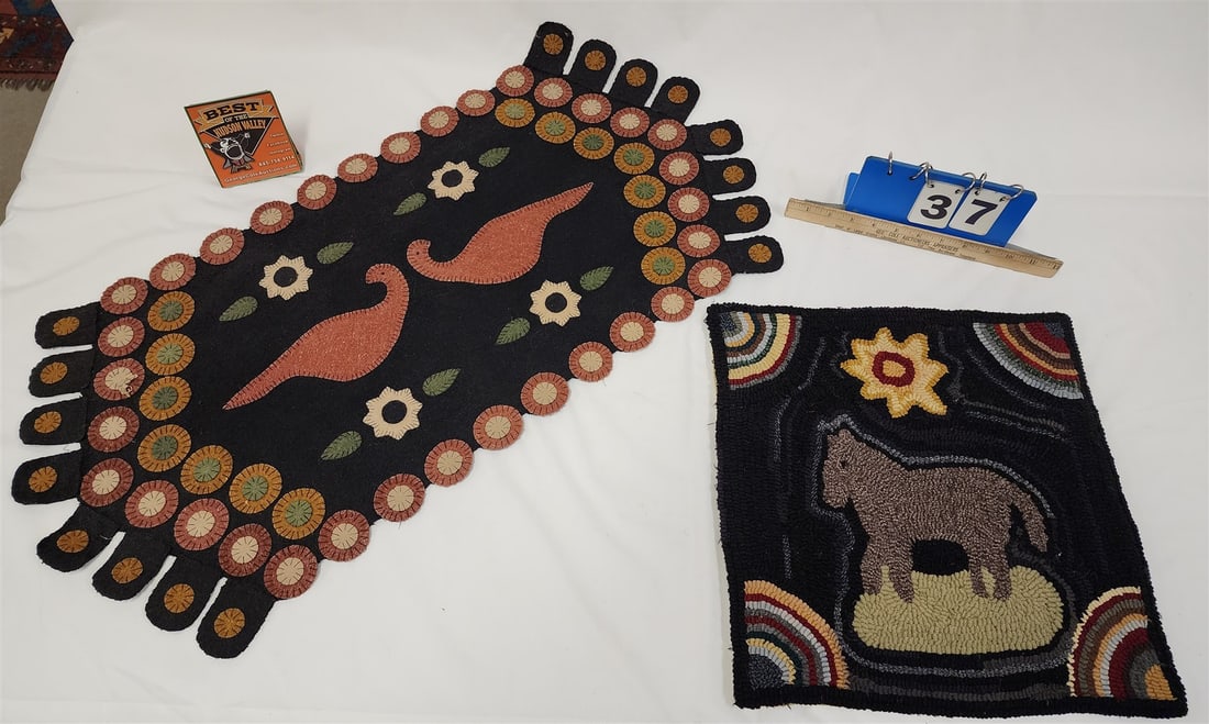 Bx Shaker Feltwork 35" X 18" + Hooked Rug 16" X 15 1/2" (1 of 1)