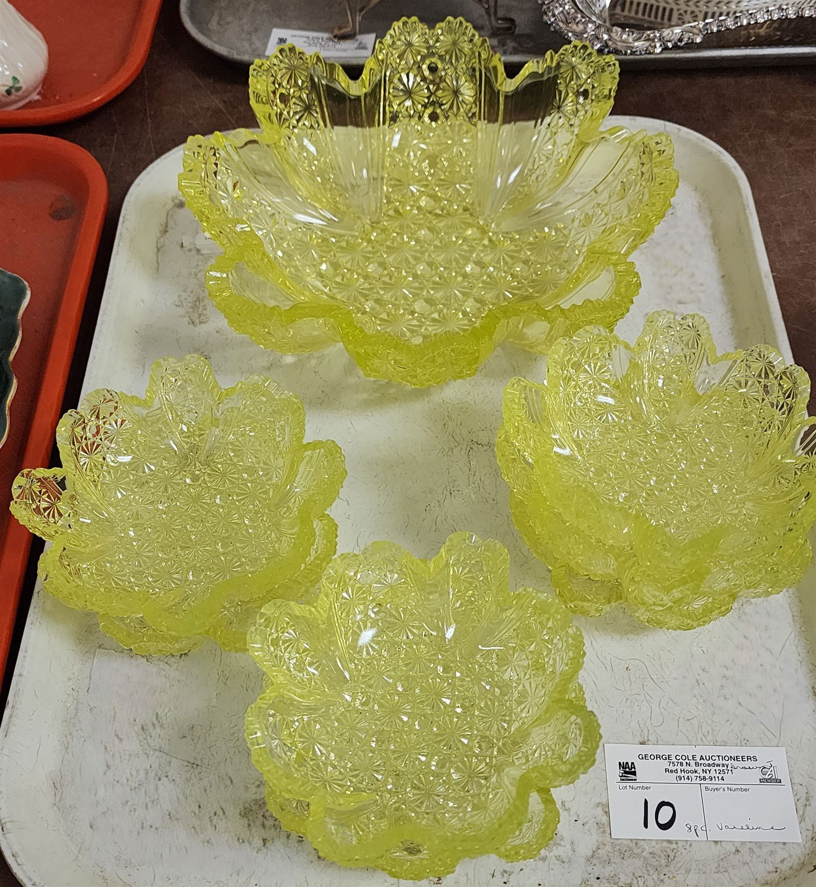 Tray Vaseline Berry Set- Bowl 3"H X 10" Diam + 7 Berry Bowls 1 1/2"H X 5 1/2" Diam (1 of 1)