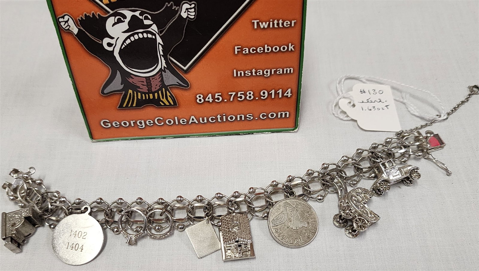 Sterl Charm Bracelet 1.63 Ozt: Sterl Charm Bracelet 1.63 Ozt