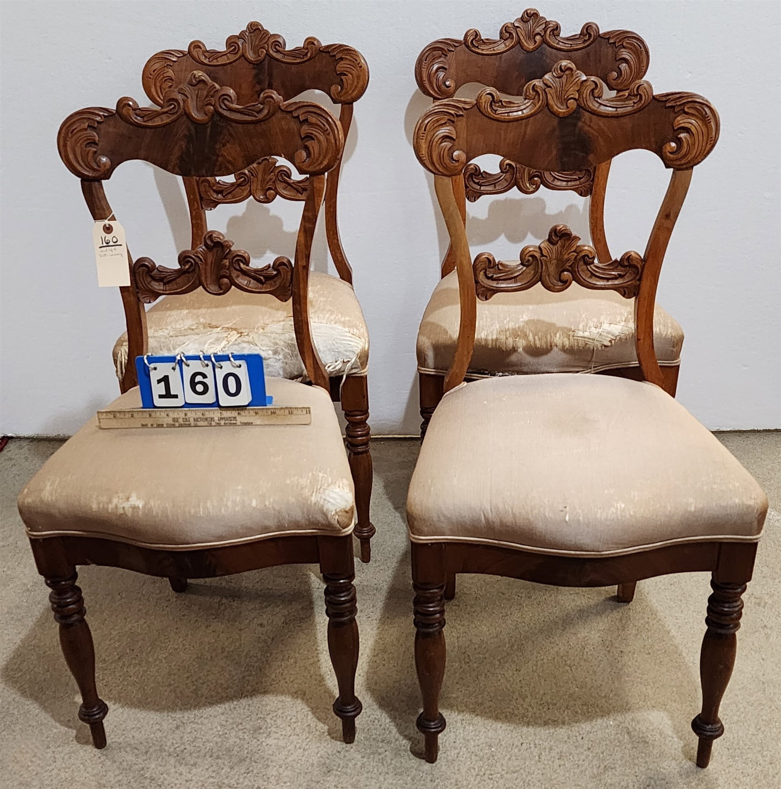Set 4 Vict Carved Mahog Chairs: Set 4 Vict Carved Mahog Chairs
