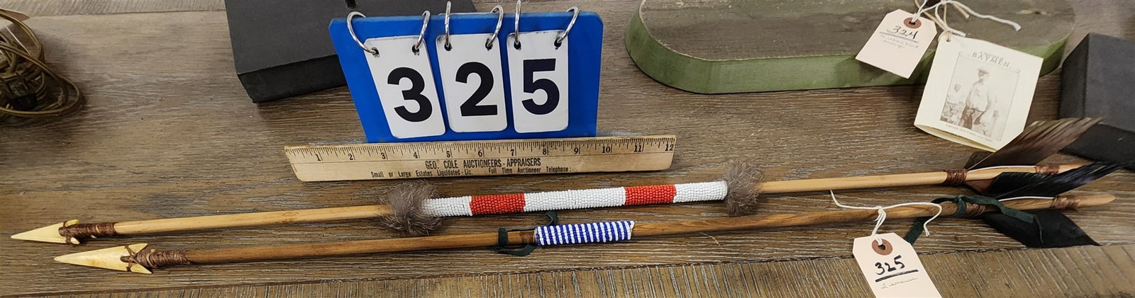 Lot 2 Beaded Arrows 33 1/2" X 31 1/2": Lot 2 Beaded Arrows 33 1/2" X 31 1/2"