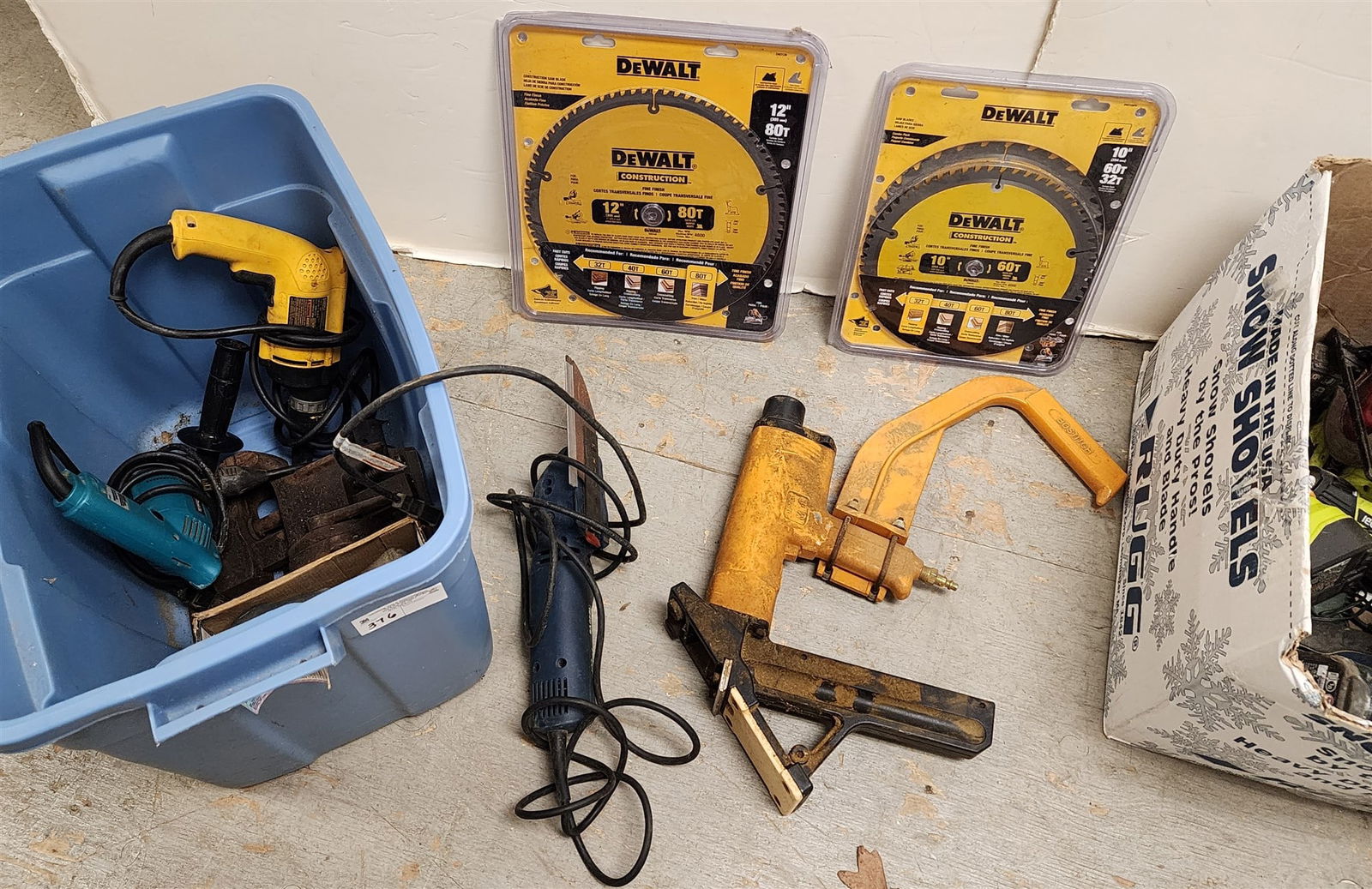 Tub Power Tools Bostich Air Stapler, Bosch Fine Cut Saw, Drills, Sander Etc (1 of 6)