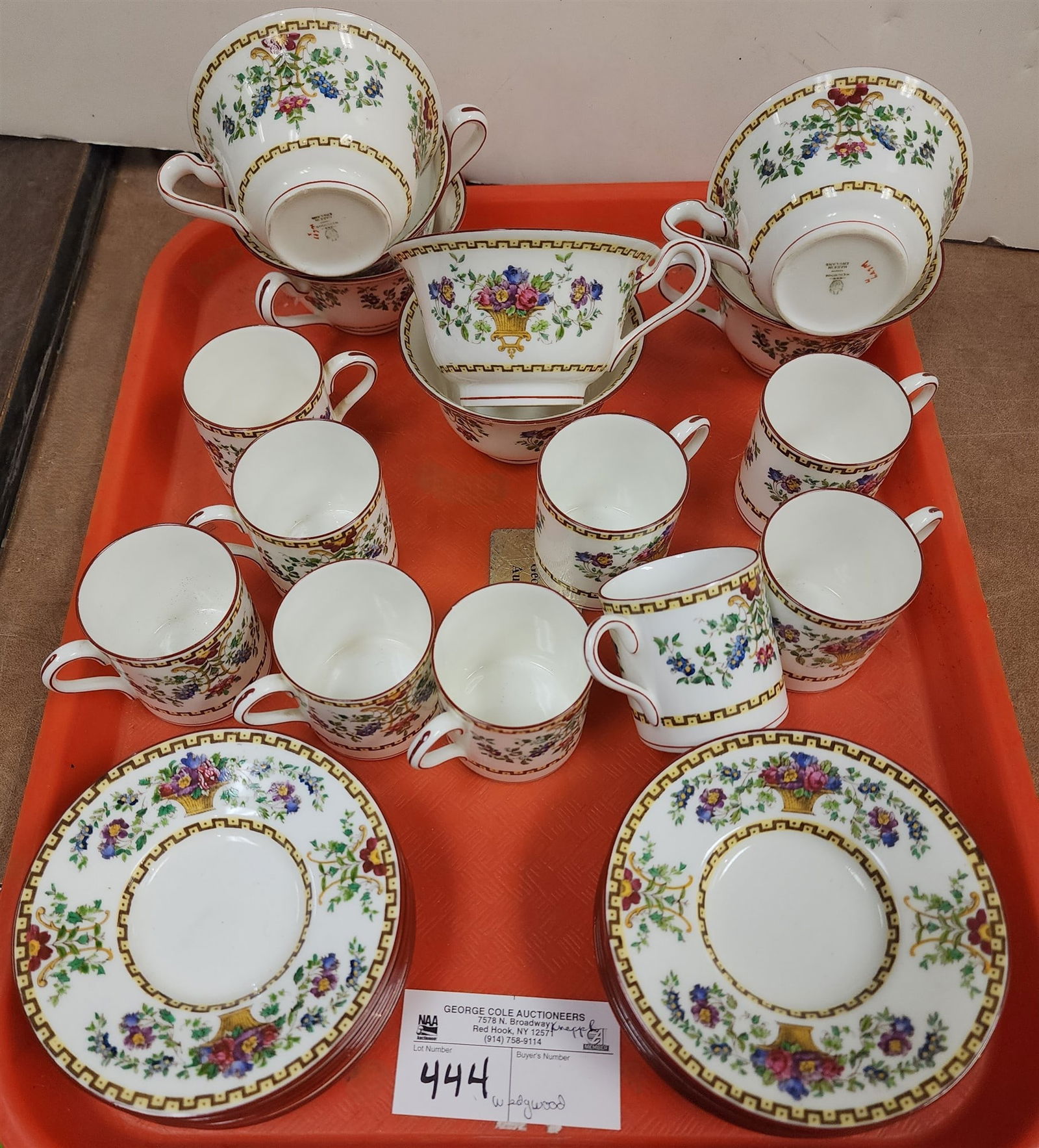 Tray Wedgwood Demitasse Cups + Saucers 9 Cups/ 12 Saucers + 7 Tea Cups (1 of 4)