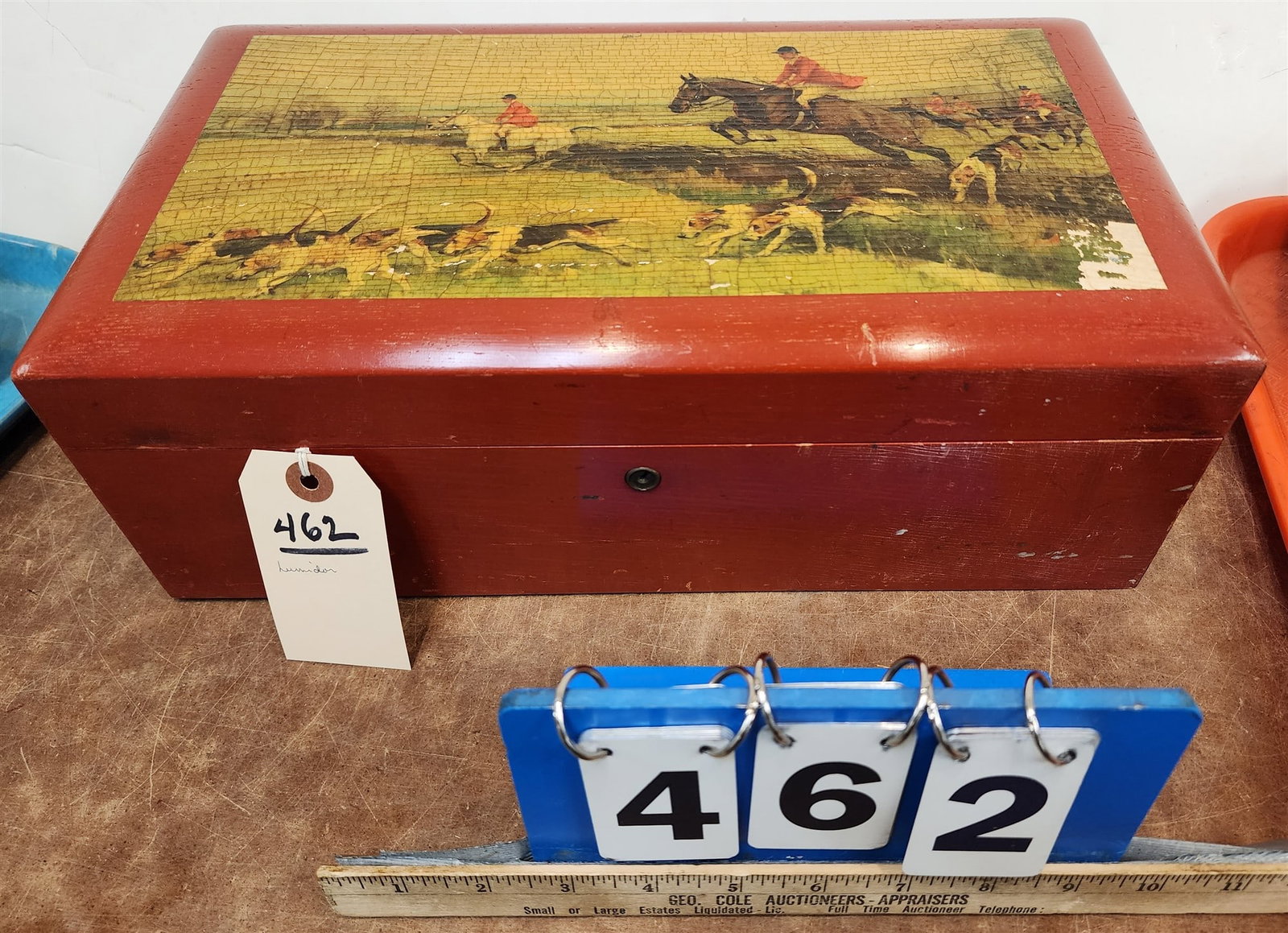 Humidor 5"H X 15"W X 8 1/2"D: Humidor 5"H X 15"W X 8 1/2"D