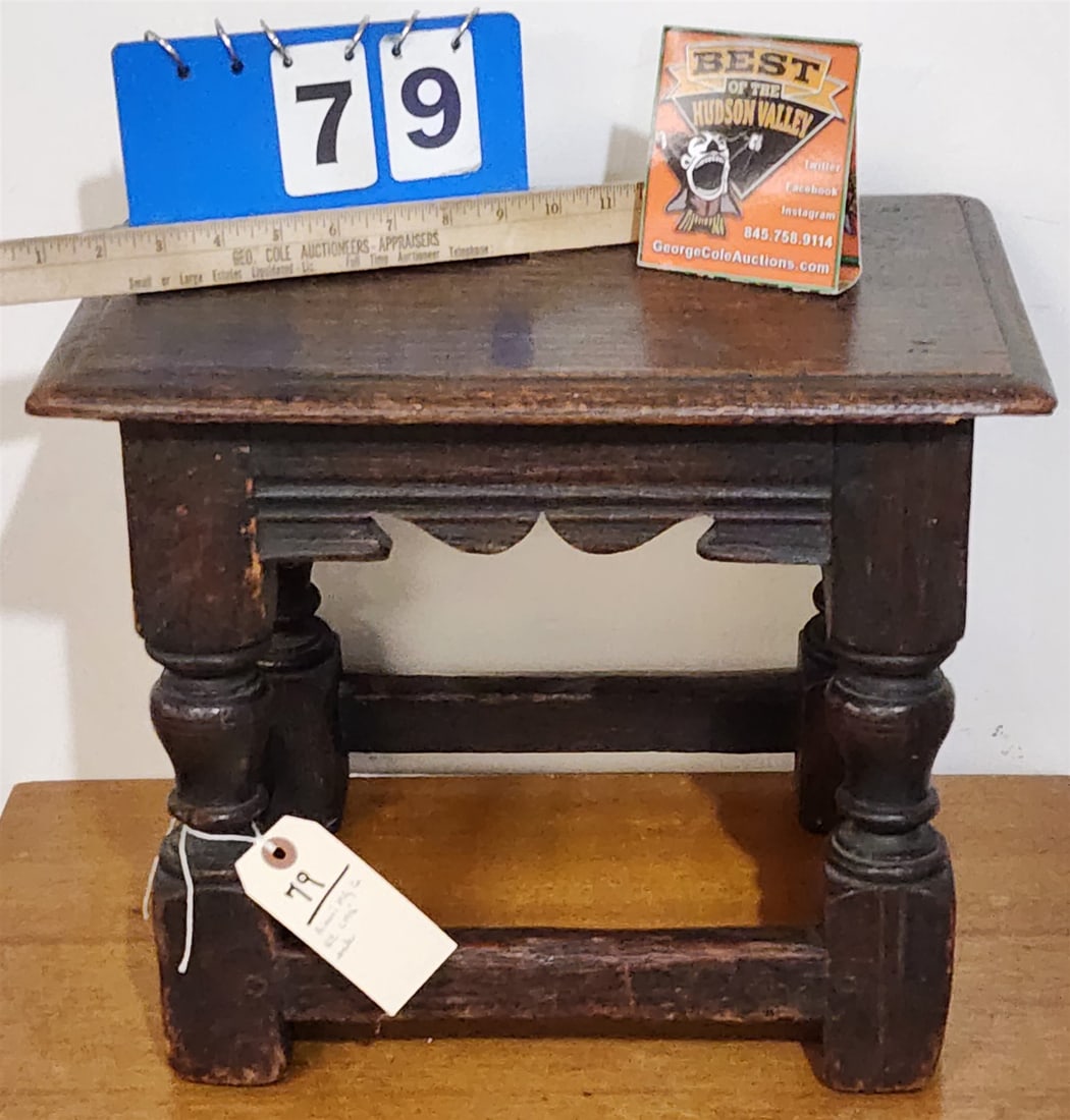 Aimoni Mfg Co NY C1915 Oak Stool 13 1/2"H X 16 1/4"W X 10 1/2"D (1 of 5)