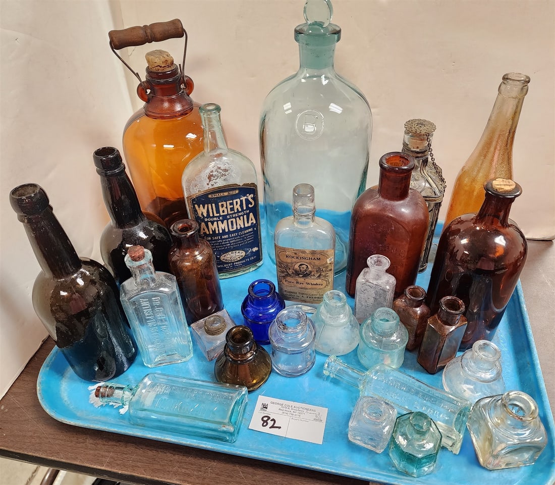 Tray Antique Bottles (1 of 7)