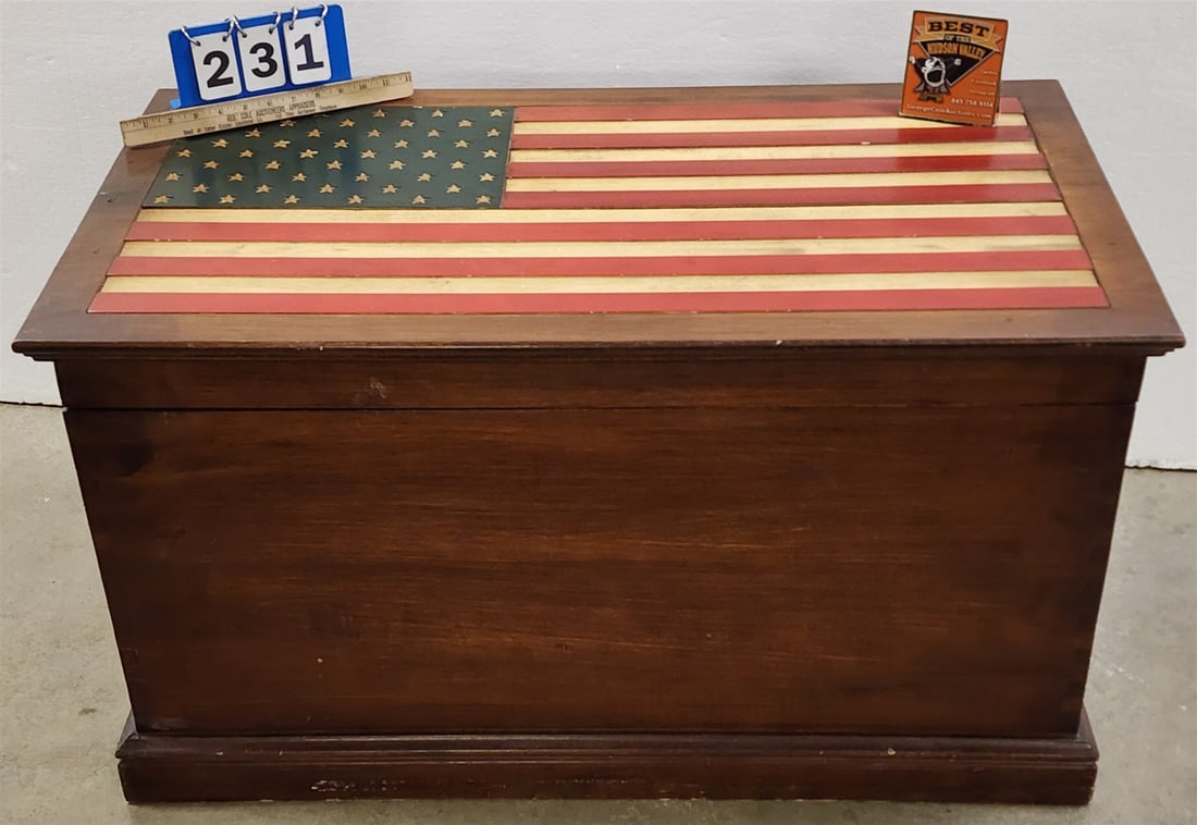 Stars And Stripes Blanket Bx 21"H X 38"W X 21"D: Stars And Stripes Blanket Bx 21"H X 38"W X 21"D