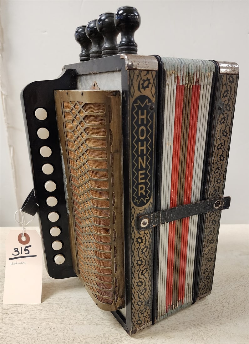 Hohner Concertina: Hohner Concertina