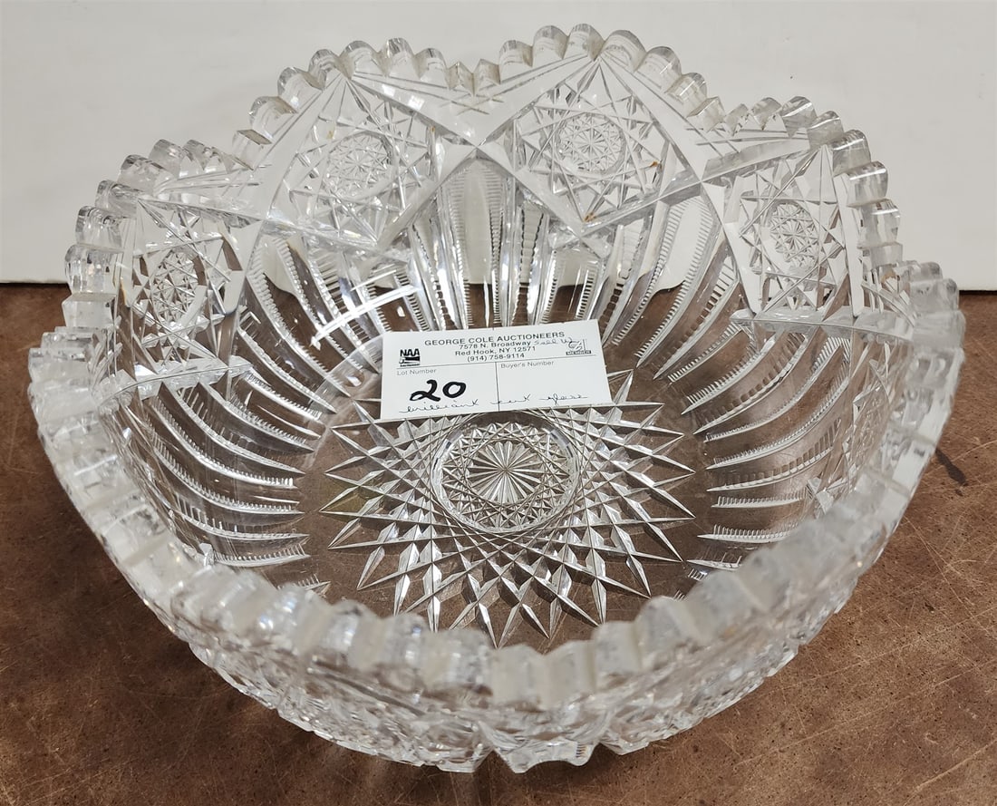 Brilliant Cut Glass Bowl 3 3/4"H X 8 1/4" Diam: Brilliant Cut Glass Bowl 3 3/4"H X 8 1/4" Diam