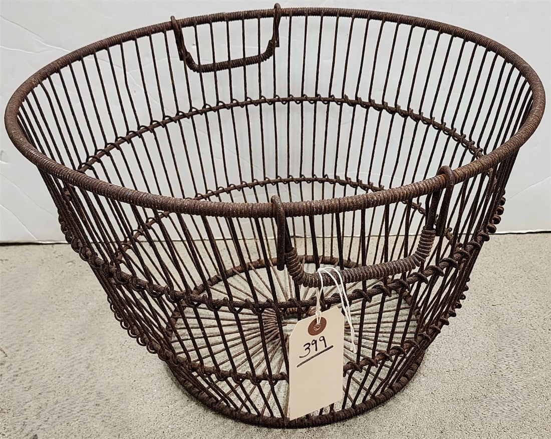 Wire Basket 12"H X 18"Diam (1 of 2)