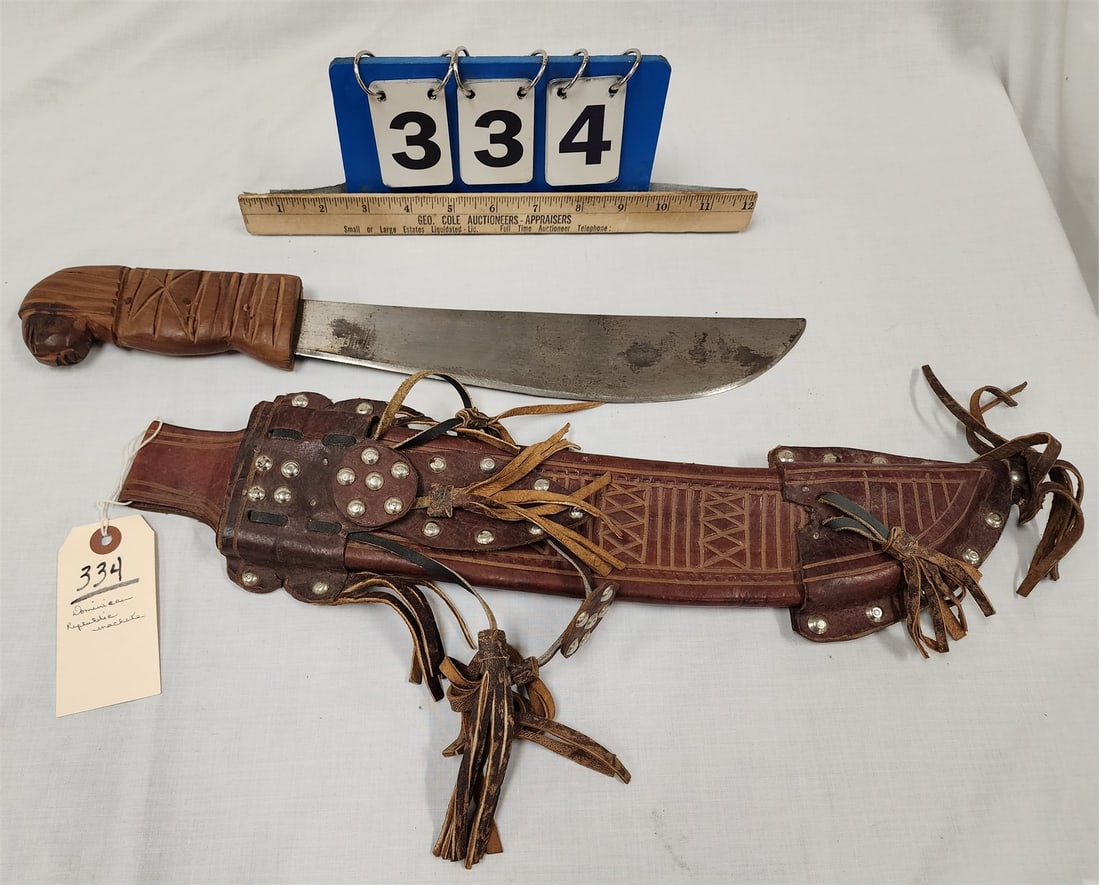 Dominican Republic Machete W/ Sheath: Dominican Republic Machete W/ Sheath