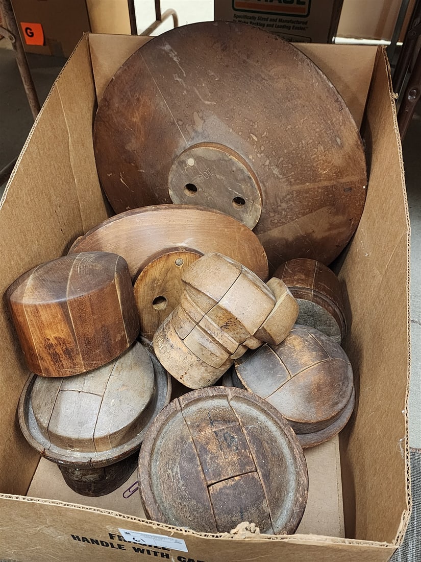 Bx 8 Vintage Wooden Hat Forms: Bx 8 Vintage Wooden Hat Forms