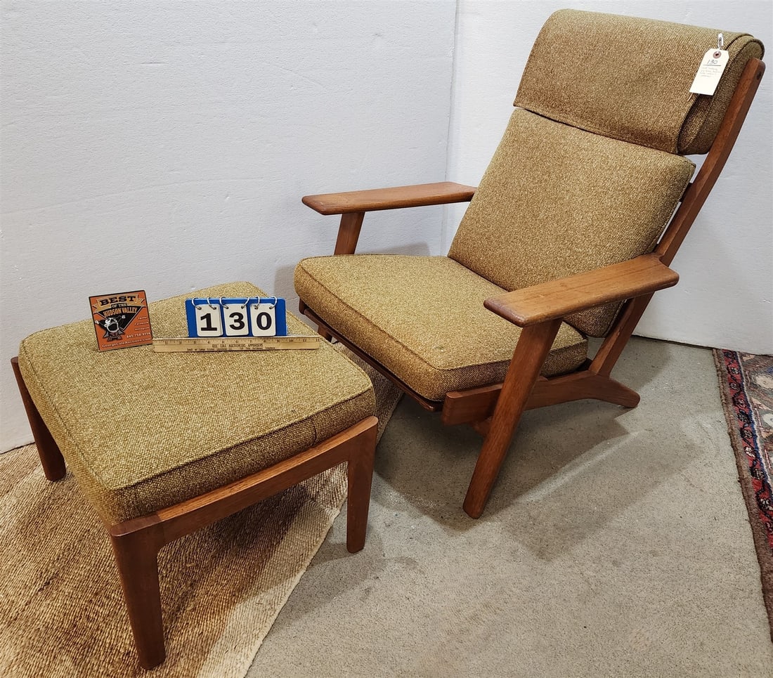 Mid Century Geiama denmark teak arm chair 37.5"h x29.25"wx 20"d w ottoman15"h x22.5"wx19"d (1 of 6)