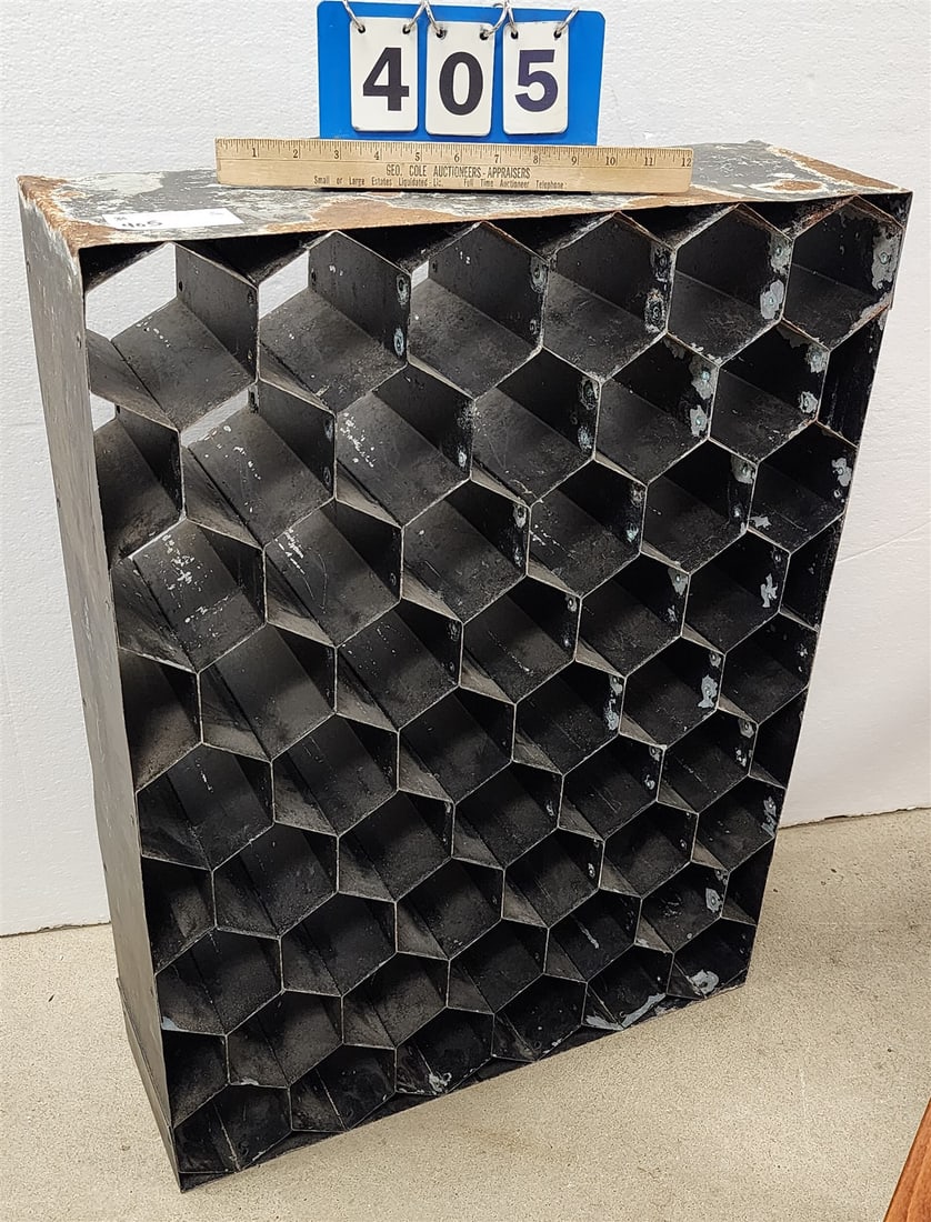 Metal 30 Bottle Wine Rack 31"H X 22 3/4"W X 7"D: Metal 30 Bottle Wine Rack 31"H X 22 3/4"W X 7"D