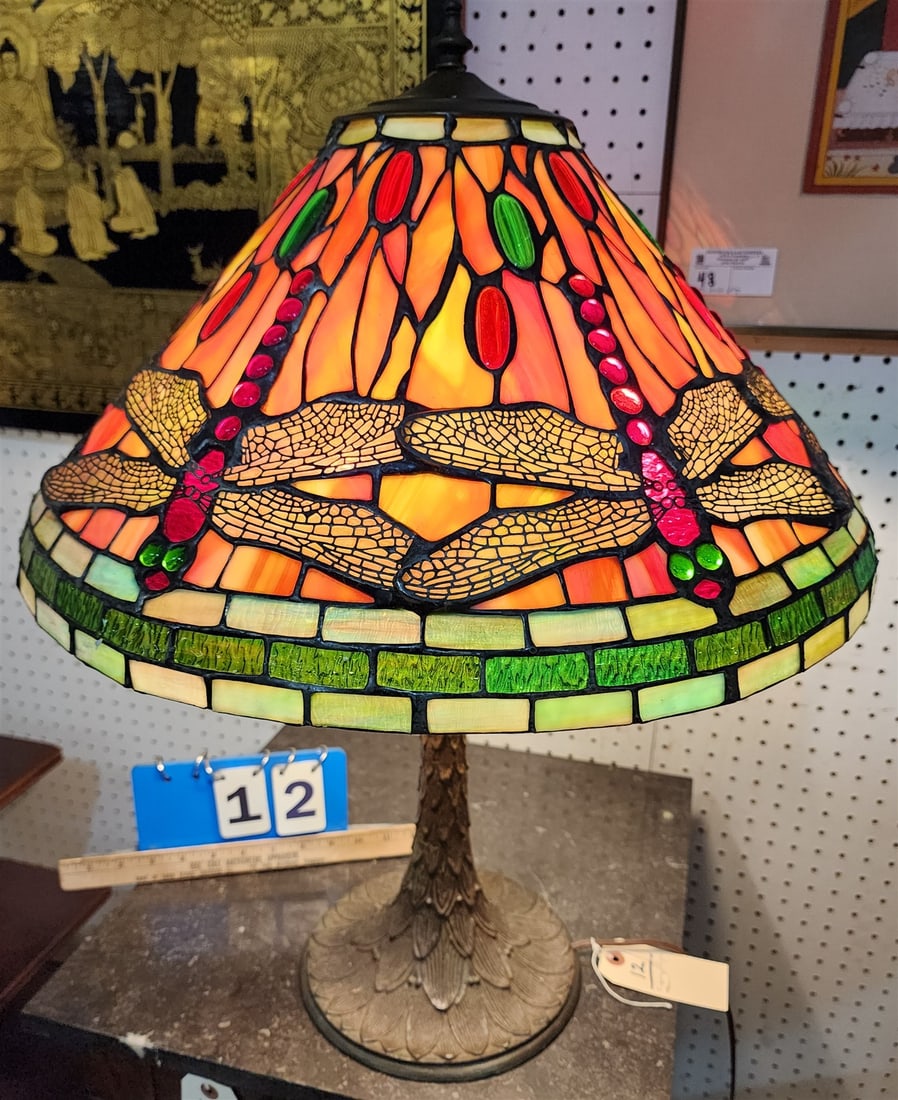 Tiffany Style Bronze Base Table lamp 26" w/ beaded glass shade 20" Diam. (1 of 8)