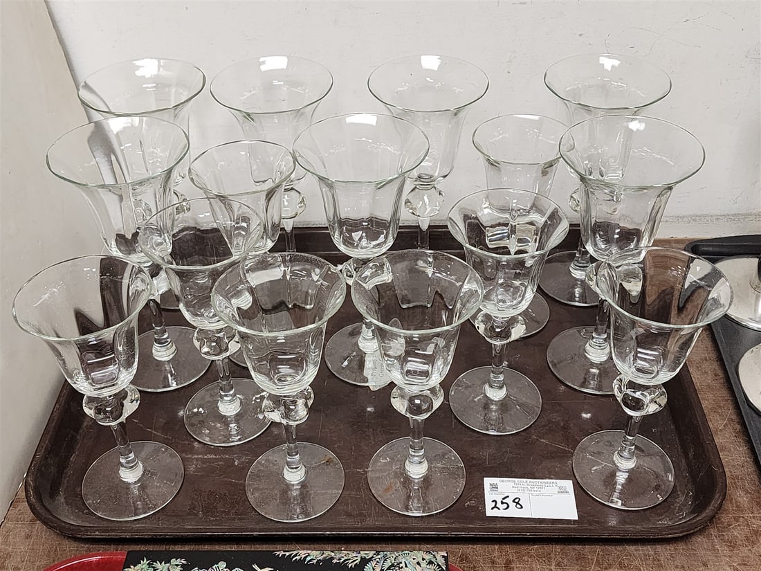 Tray 15 Pc Stemware (1 of 2)