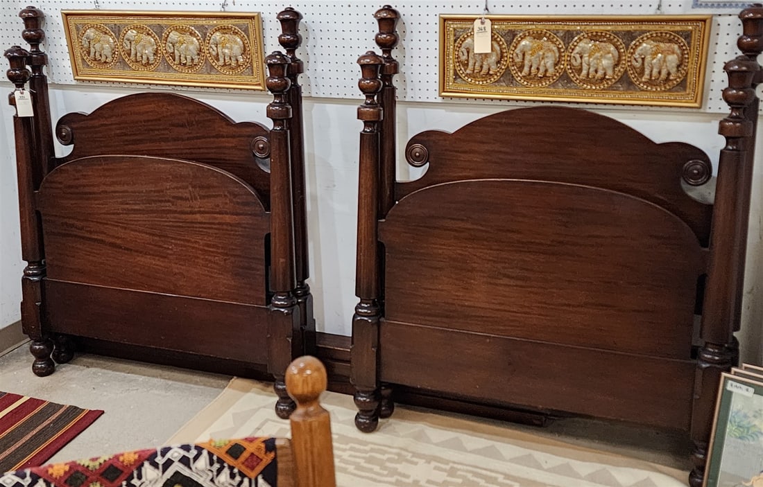 Pr Tobey Handmade Mahog Beds 53 1/2"H X 43 1/2"W (1 of 2)