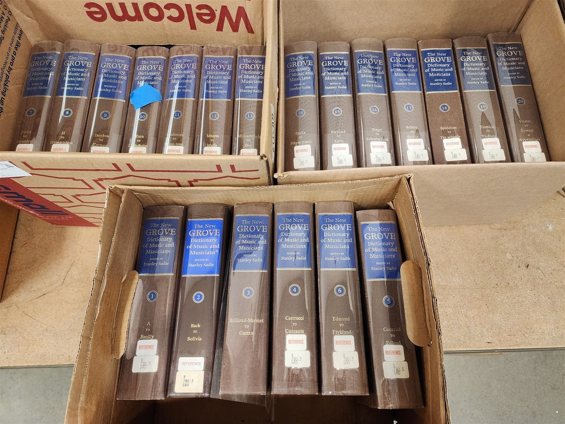 2 Bxs. 20 Vols The New Grove Dictionary of Music and Musicians by Stanley Sadie 1980: 2 Bxs. 20 Vols The New Grove Dictionary of Music and Musicians by Stanley Sadie 1980