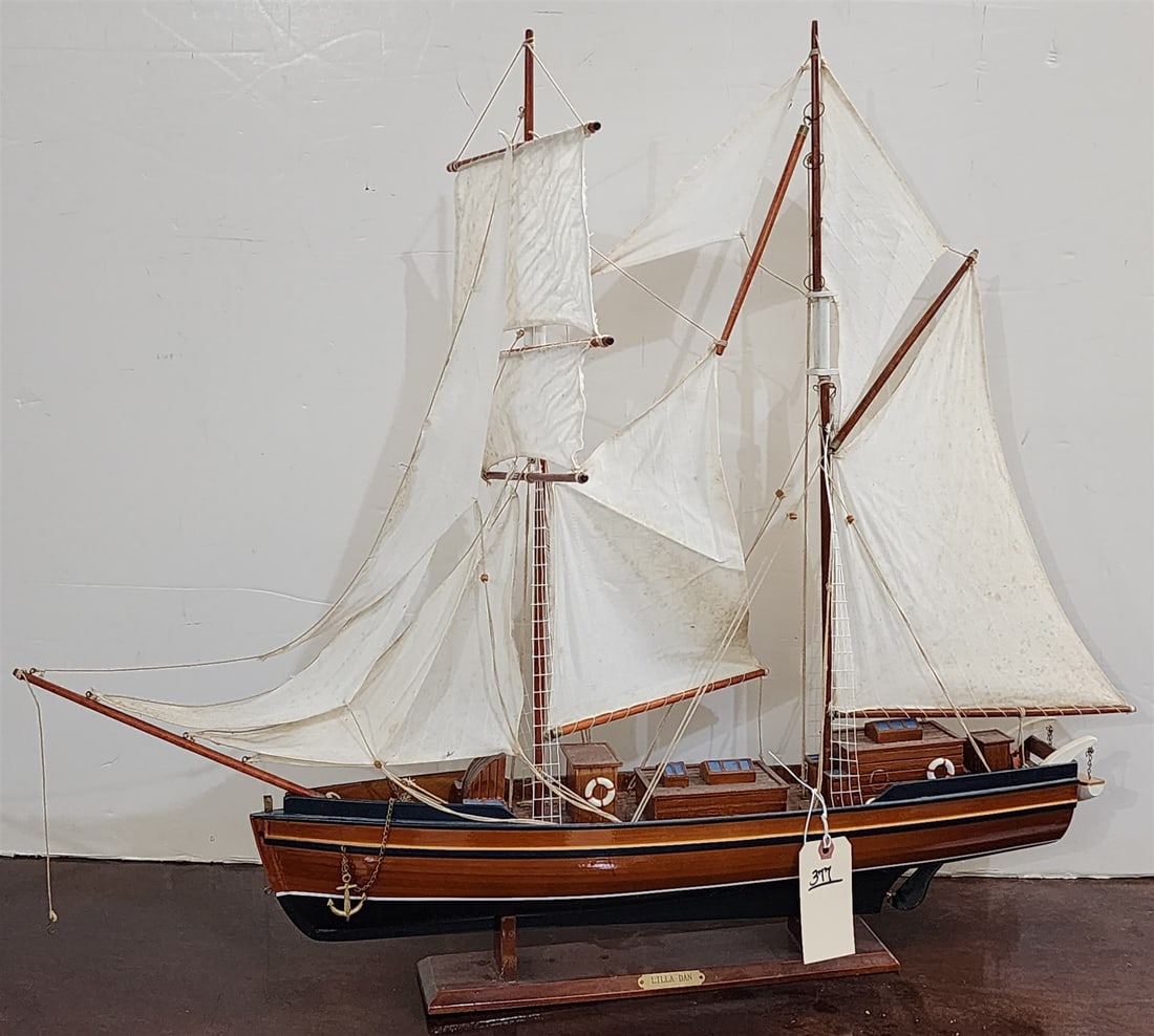 Lilla Dan Ship Model 30"H X 36"L: Lilla Dan Ship Model 30"H X 36"L