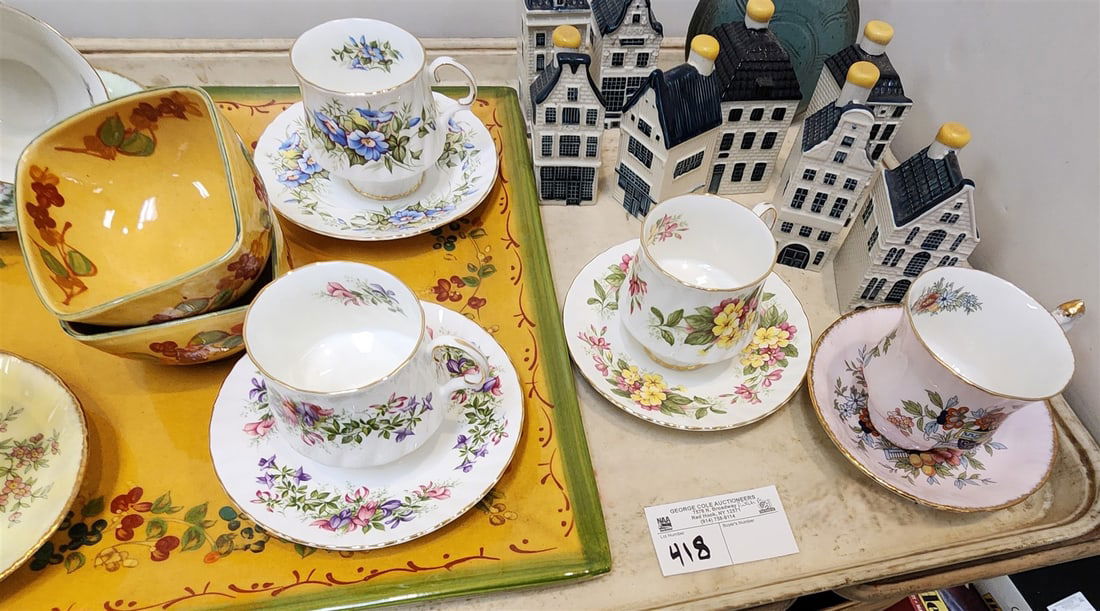 Tray 8 KLM Delft Mini House Decanters for Bols, Terre Provence Fr. Hay 14 1/2"sq, 6 Paragon + (1 of 7)