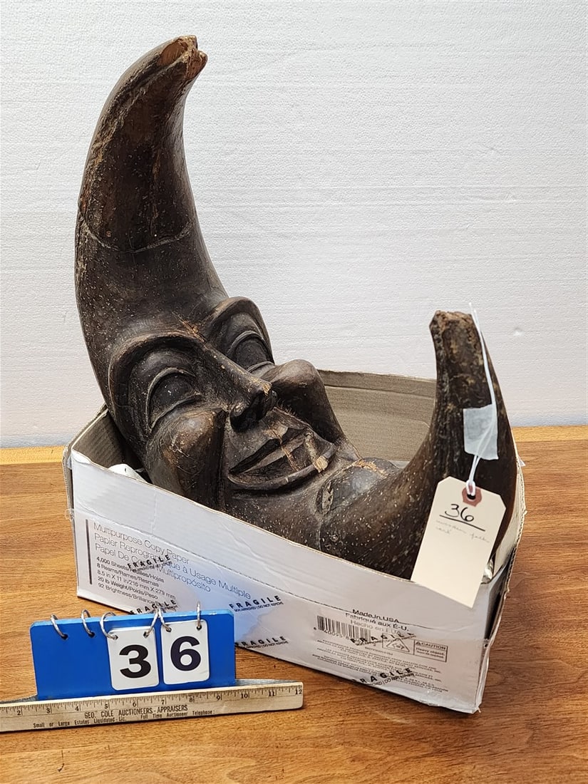 Folk Art Wooden Crescent Moon W/ Face 22"L X 8"W(to jour Provence) (1 of 4)