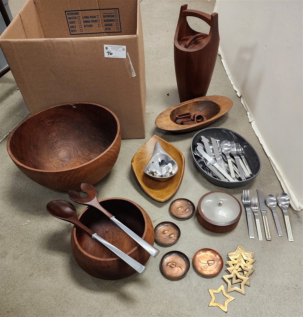Bx Mid Century Wooden Incl Teak Dansk Ice Bucket, Bowls + 38 Pc Dansk Flatware Etc (1 of 7)